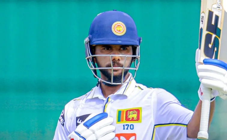 శ్రీలంక యువ బ్యాటర్ సోనల్ దినుష